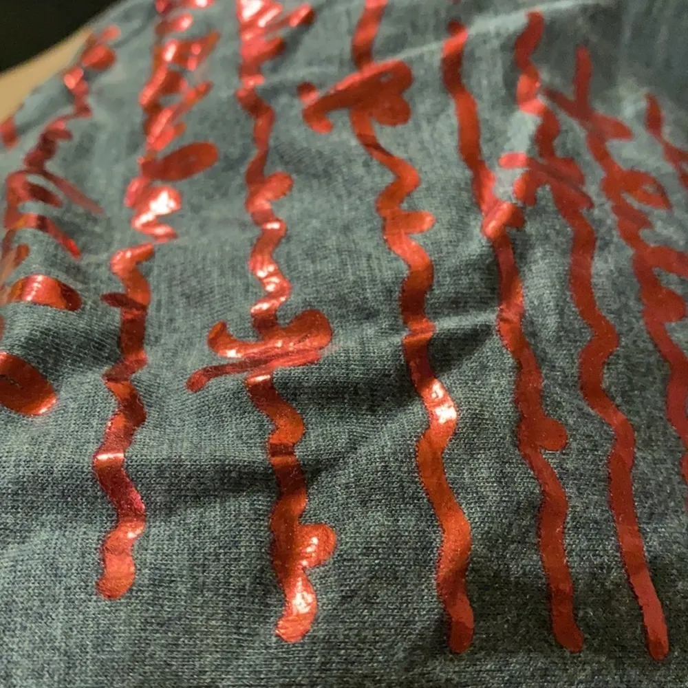 Gray graphic heart print tee holiday rt. 66 - Image 6