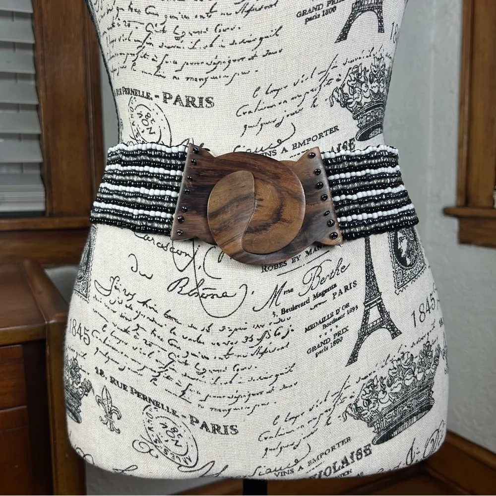 BOHO Beaded Stretchy Interlocking Wood Buckle Belt Size OS Black - Image 3