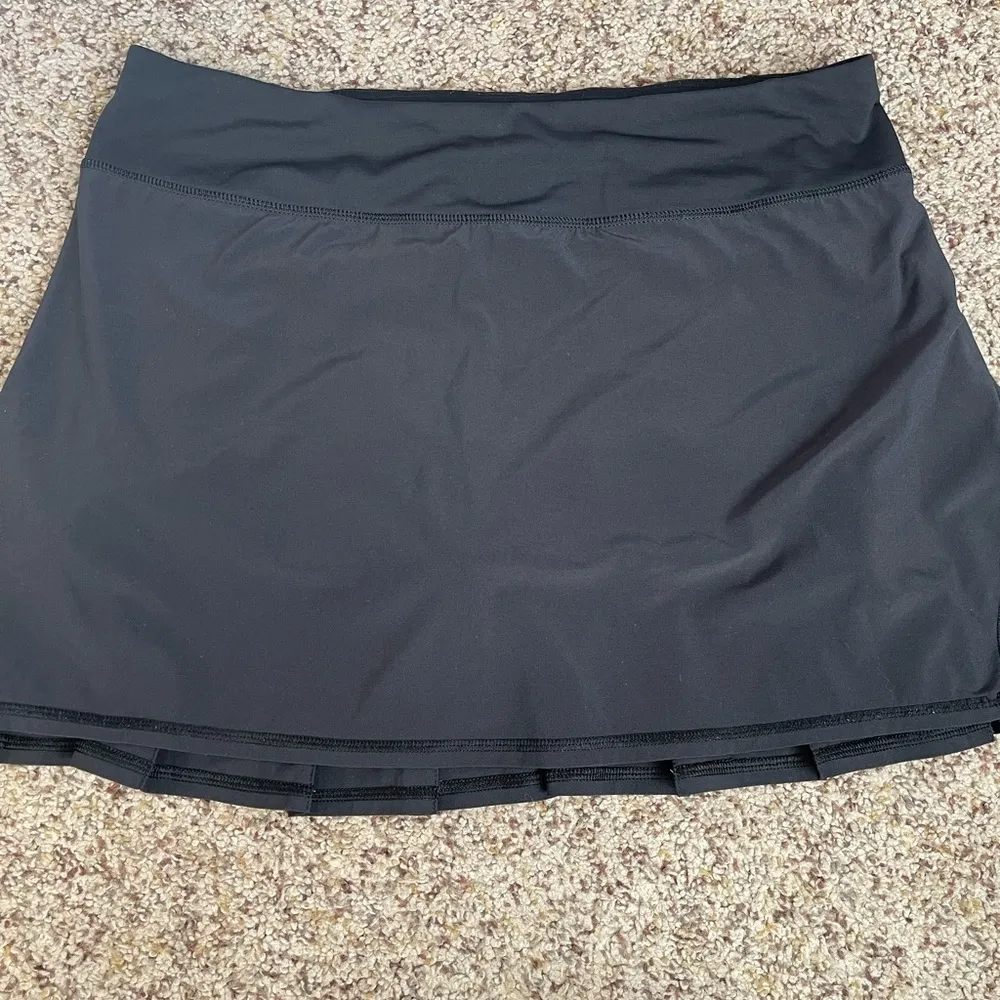 Lululemon Run Pace Setter Skirt Black Size 10 - Image 3