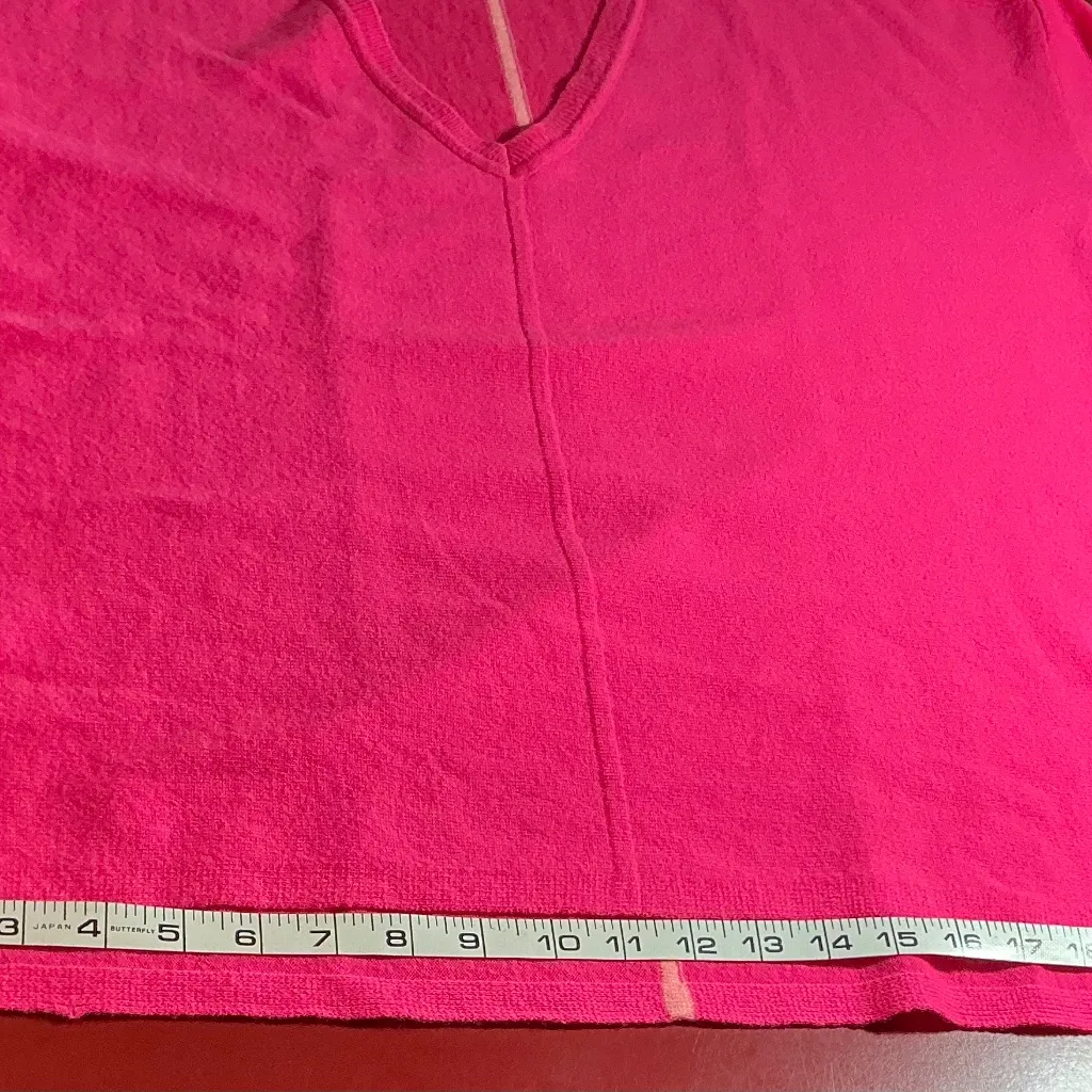 Lilly Pulitzer Sweater S/M Neon Pink 100% Cashmere Oversized Cozy V Neck Womens - Image 4