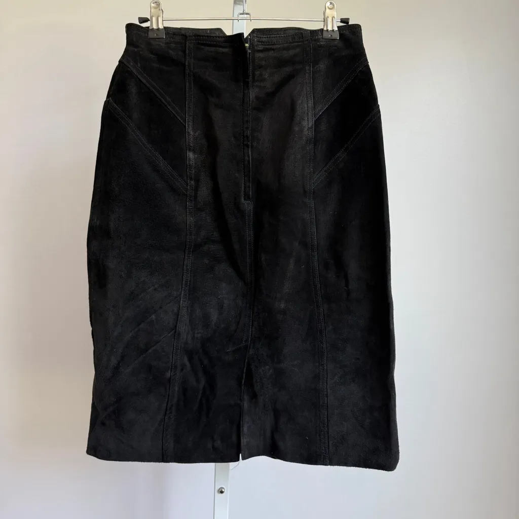 CHIA sz 8 black VTG‎ suede leather retro mini skirt - Image 4
