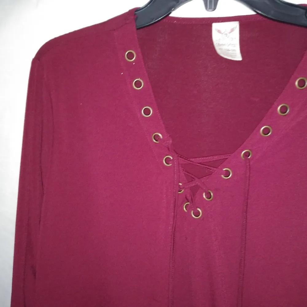 FG XL Maroon Stretch Top Lace Up Top Plus - Image 4