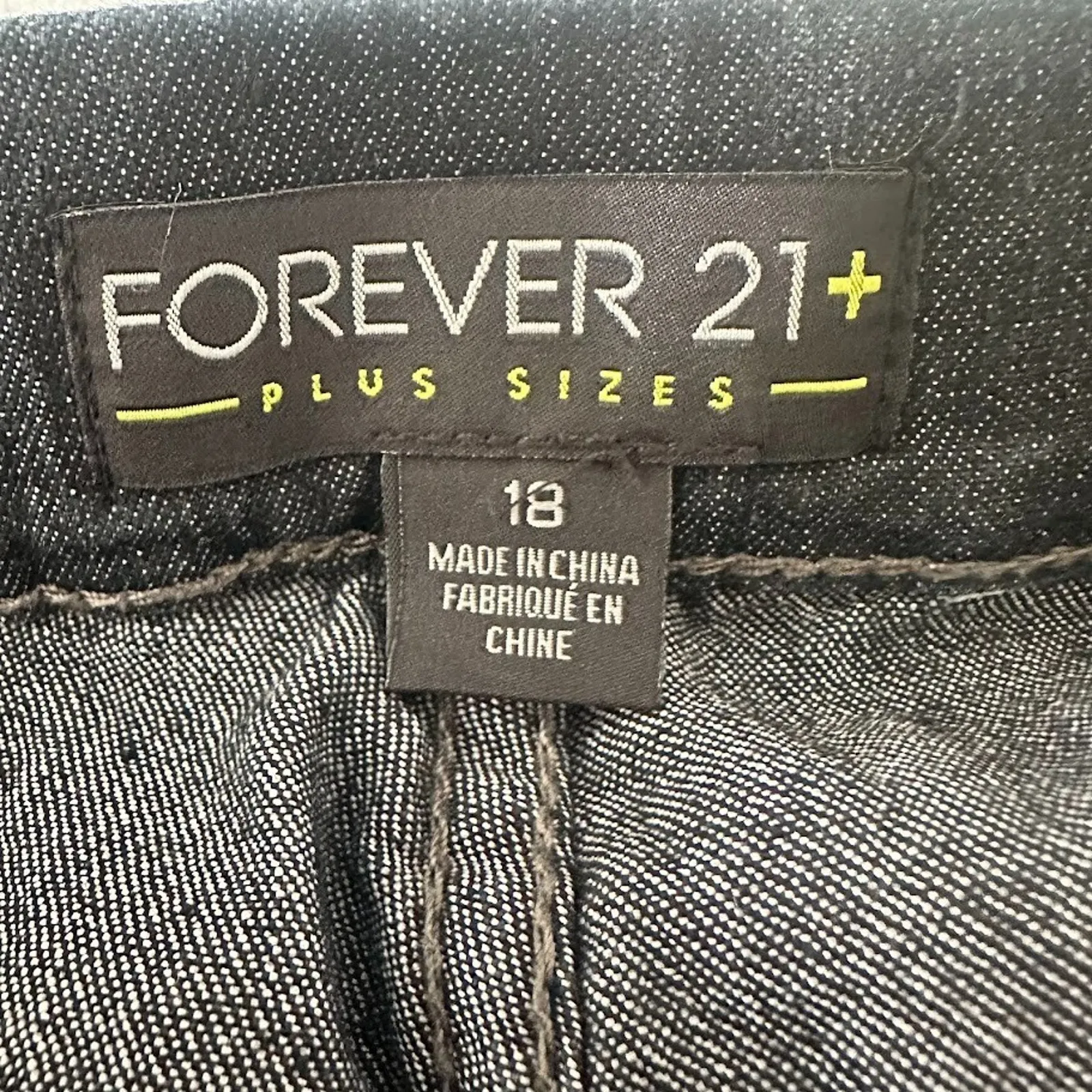 Forever 21 Plus Size Women 18 Jeans Jeggings Pull On Black Elastic Waist Skinny - Image 4