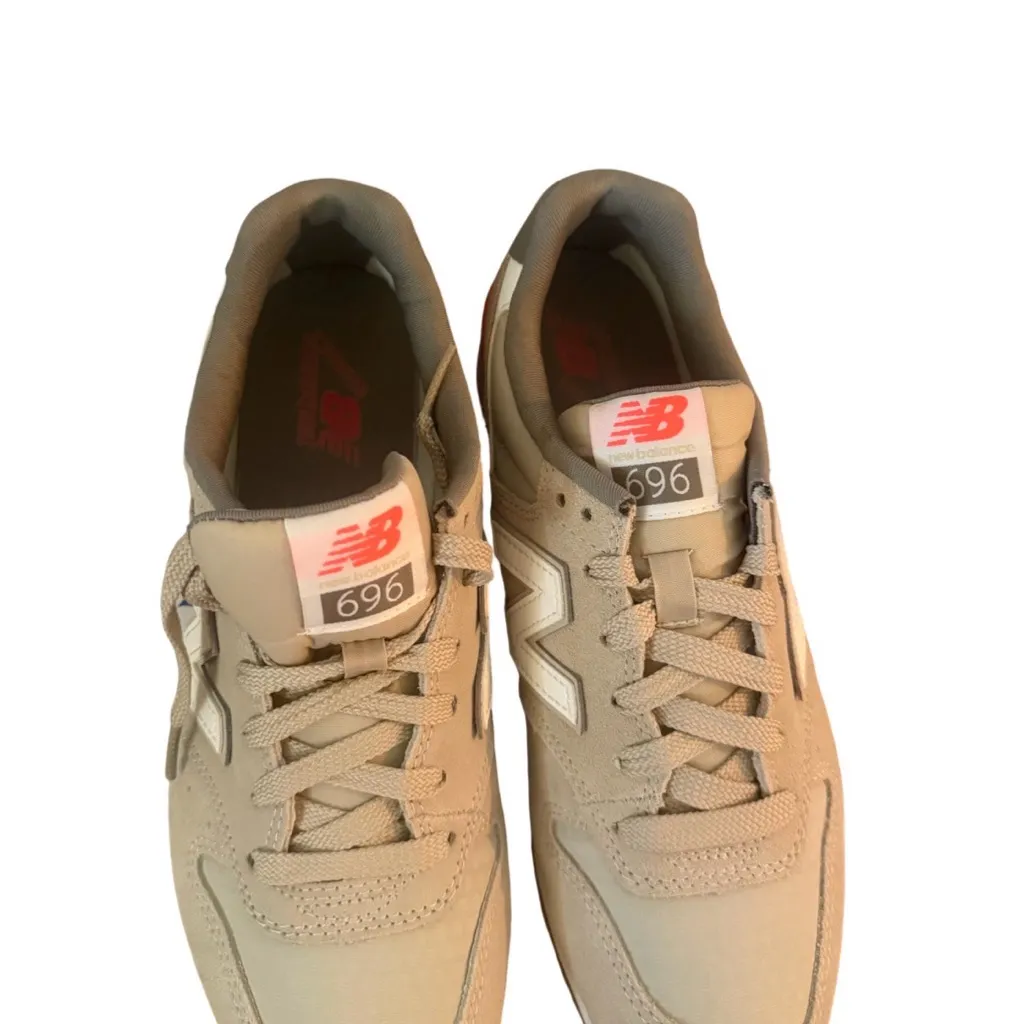 New Balance Blue and Red Shoe Box - Image 3