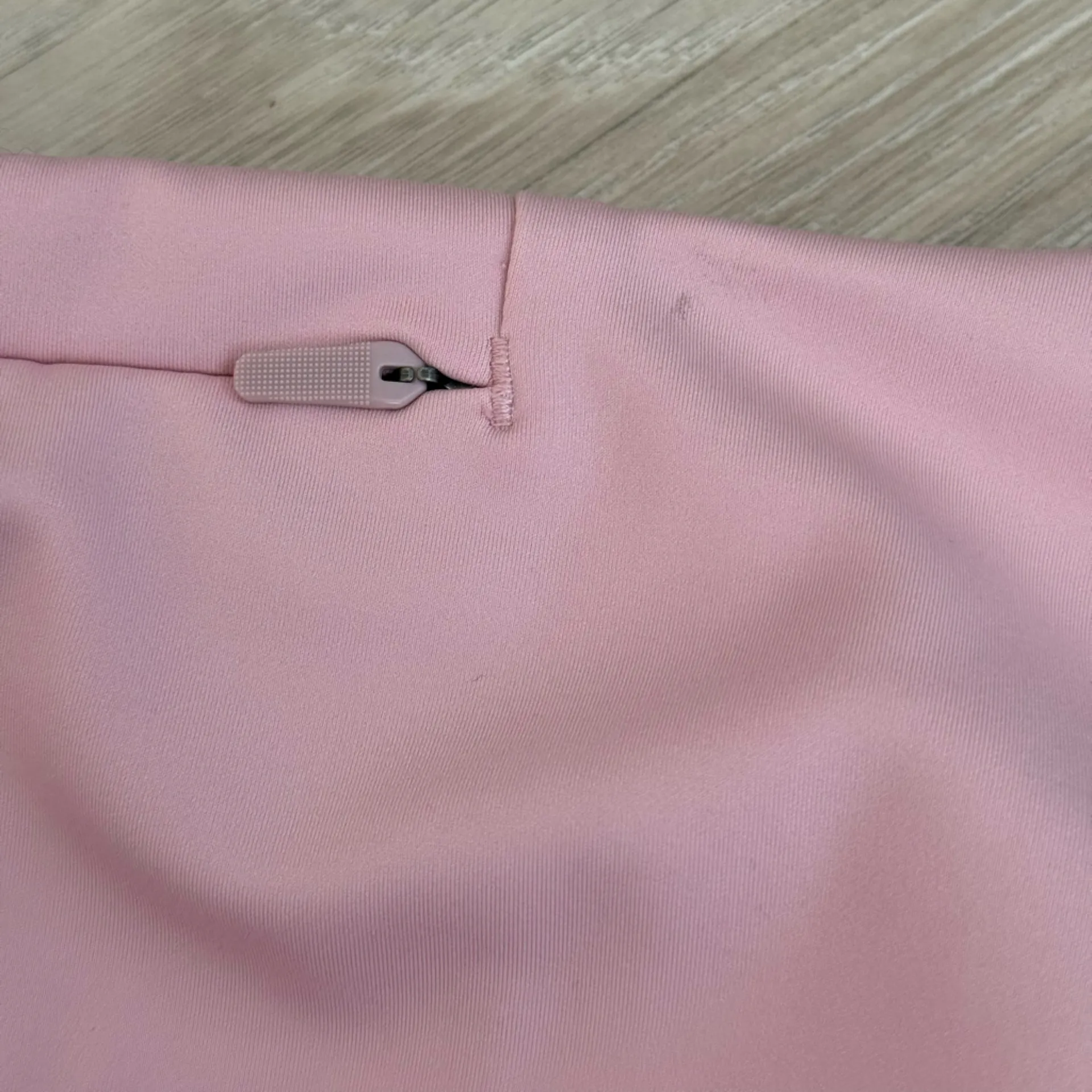 Nike Women’s Epic Luxe Crop Run Tights | Light Pink | Large - Image 11