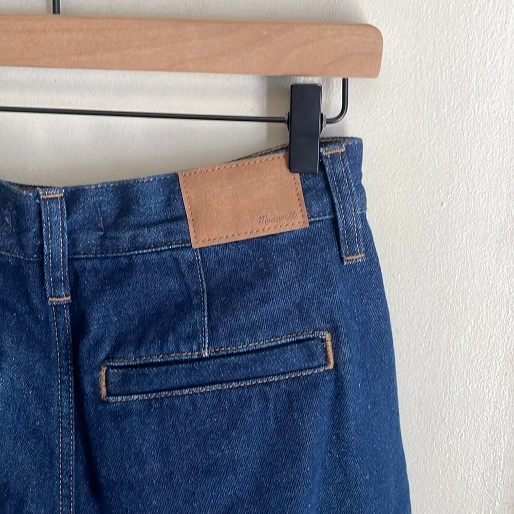 Madewell Baggy Straight Jeans in Woodham Wash Pleated Edition - Image 9