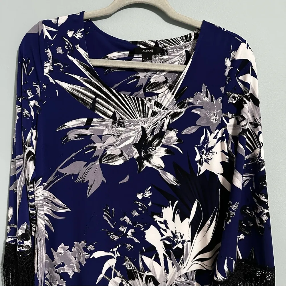 🦋 NWOT Alfani Floral Print Dress with Fringe Sleeves Small Blue - Image 11