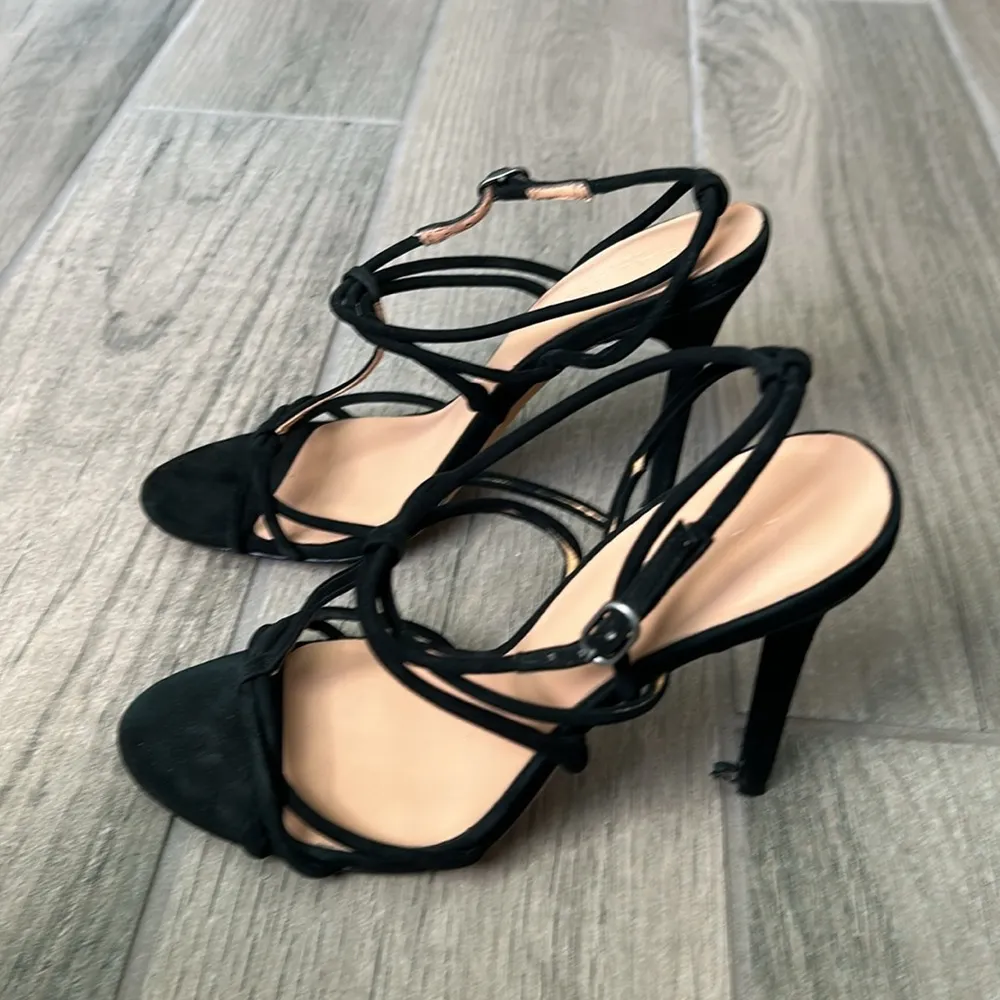 Halston heritage Anita heels - Image 4