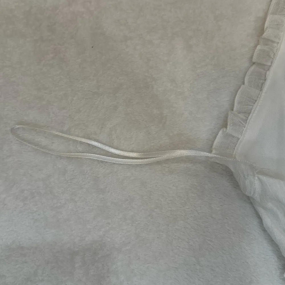 Aakaa White Ruffled Tiered Mini Dress Size M - Image 12