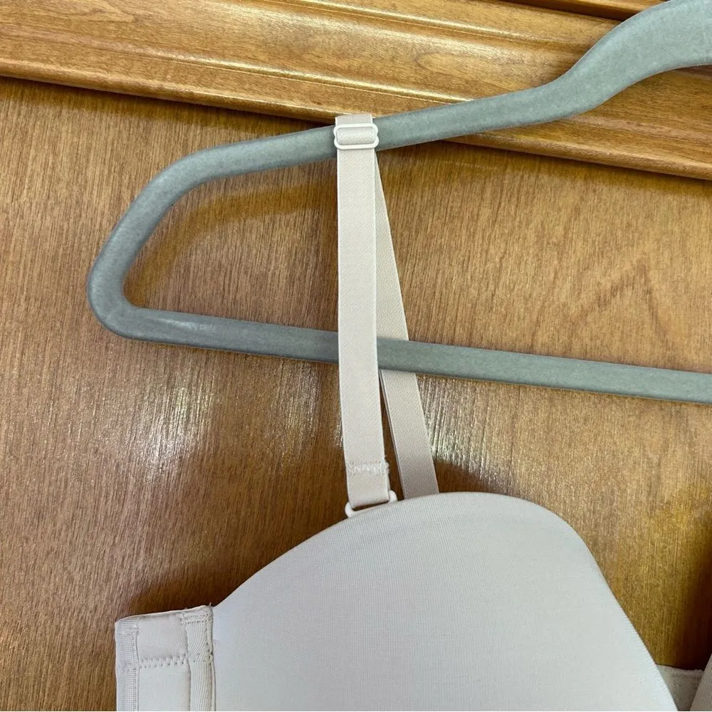 Wacoal Red Carpet Strapless Convertible Underwire Bra Nude Size 42D - Image 2