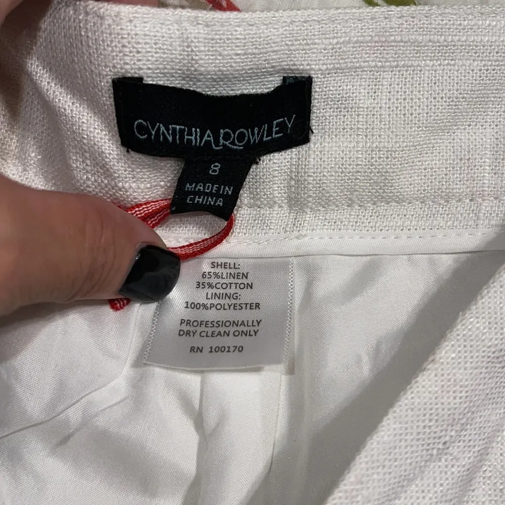 Cynthia Rowley size 8 white linen blend shorts scalloped edges zips up side NWT - Image 5