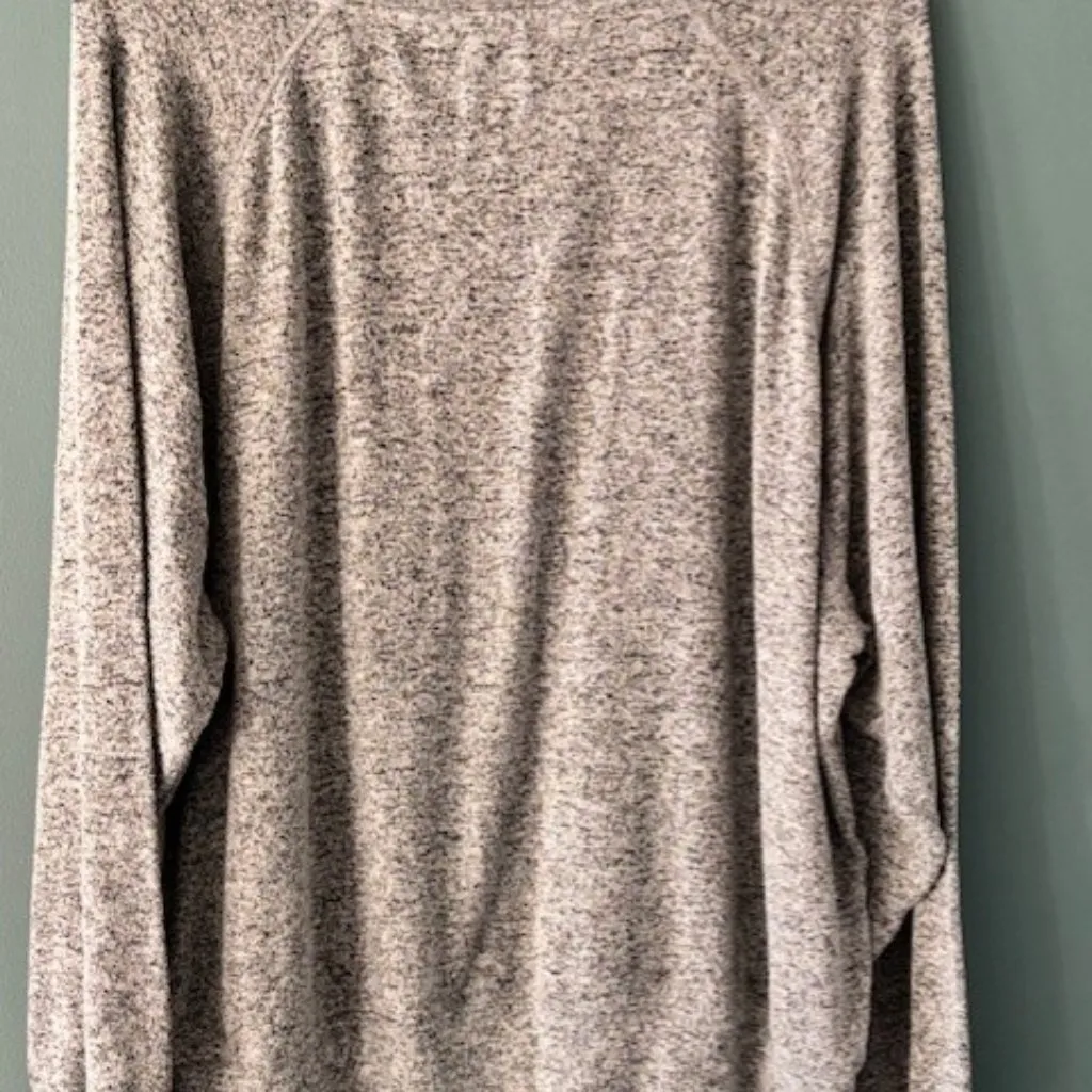 Victoria's Secret PINK Shirt L Heather Gray Logo Pullover Spell Out Long Sleeve - Image 2