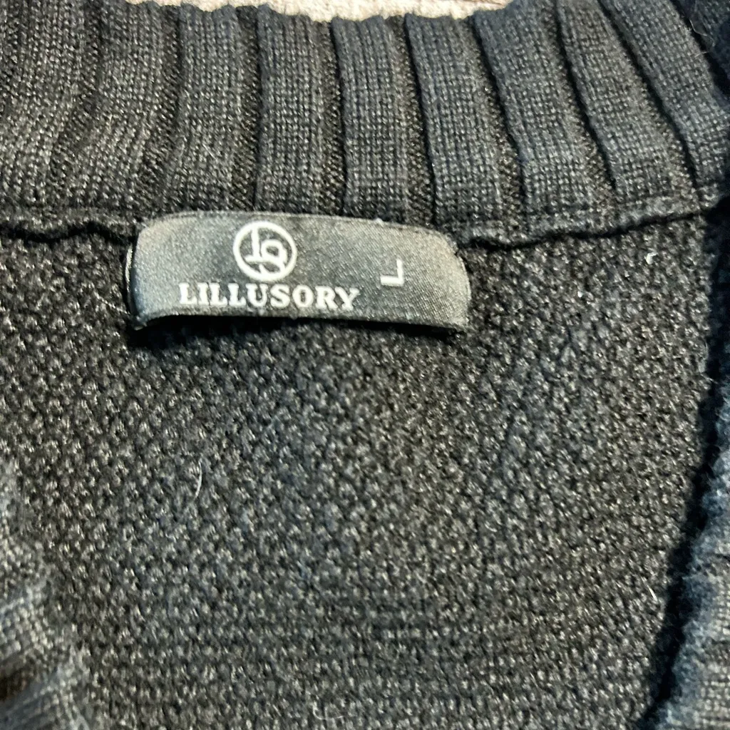 Black Button - Image 4