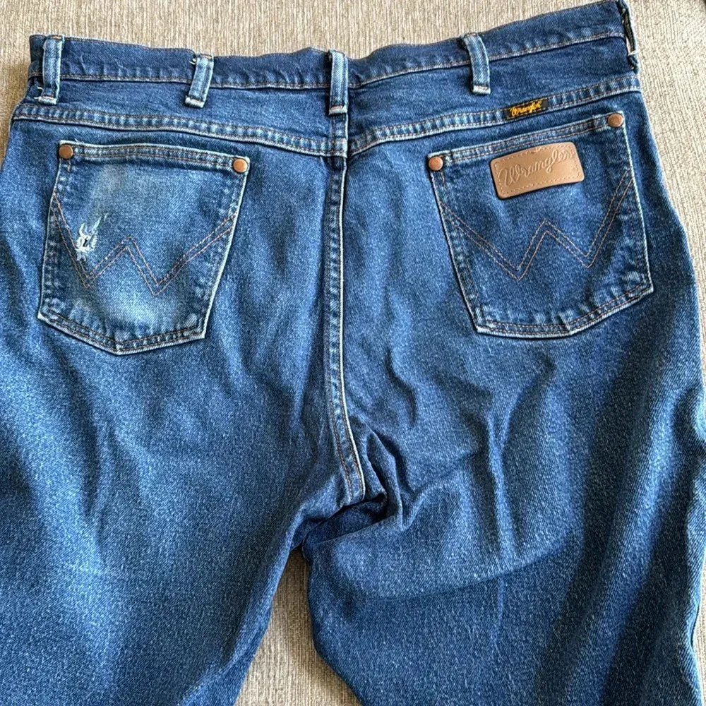 Vintage Wrangler 38 x 30 - Image 5