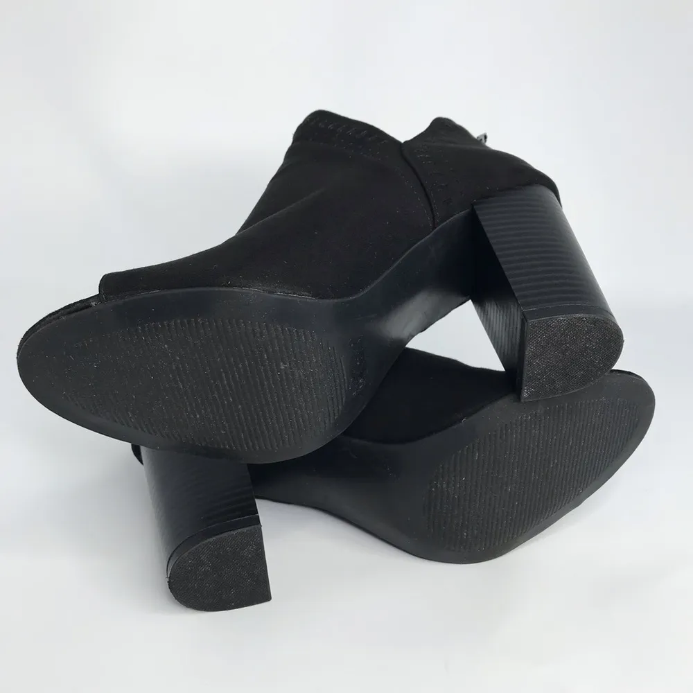 Madden Girl Cutout Open Toe Booties Size 8 - Image 5