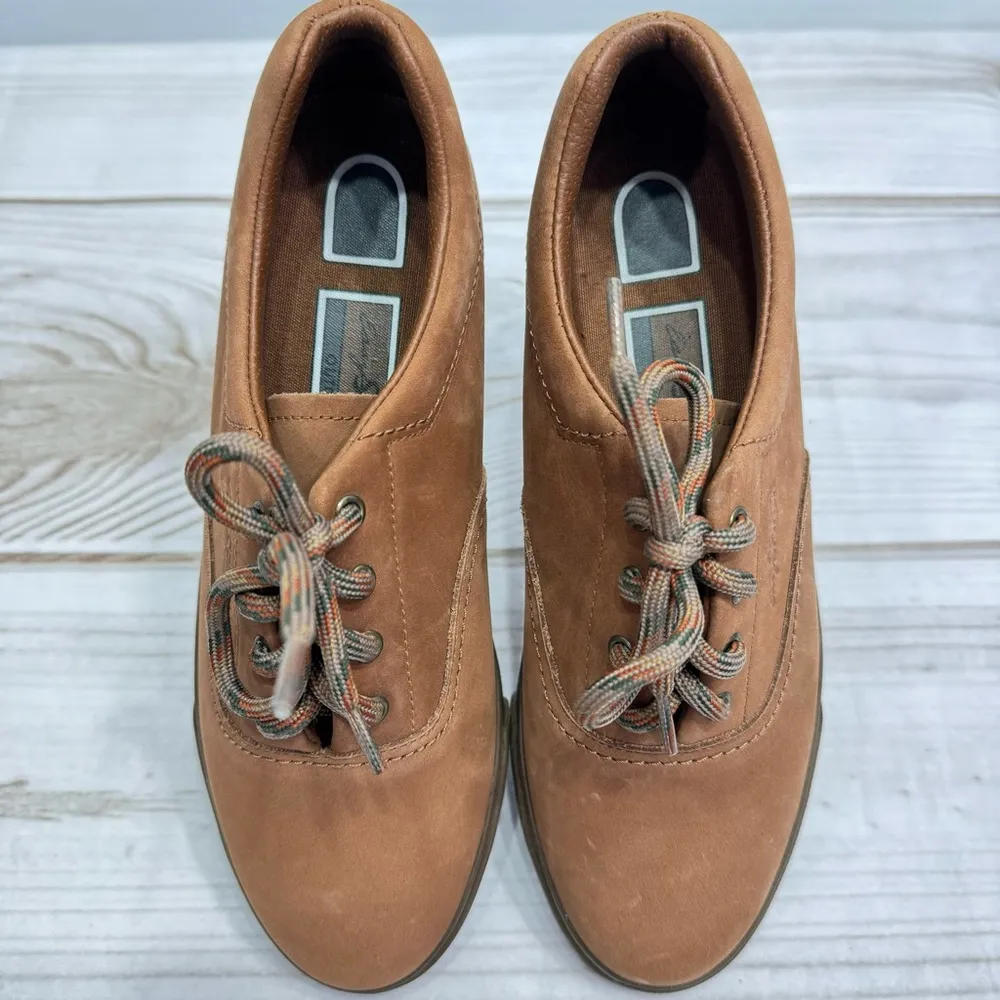 Easy Spirit Brown Brushed Leather Lace Up Sneakers Women’s Size 6.5B - Image 3
