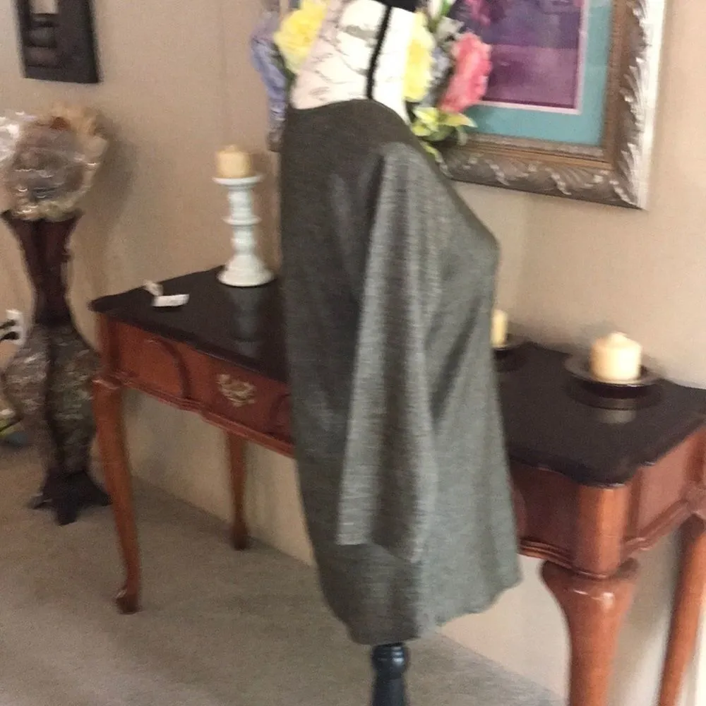 Love Apella Olive Tunic Blouse Size Medium NWT Green - Image 7