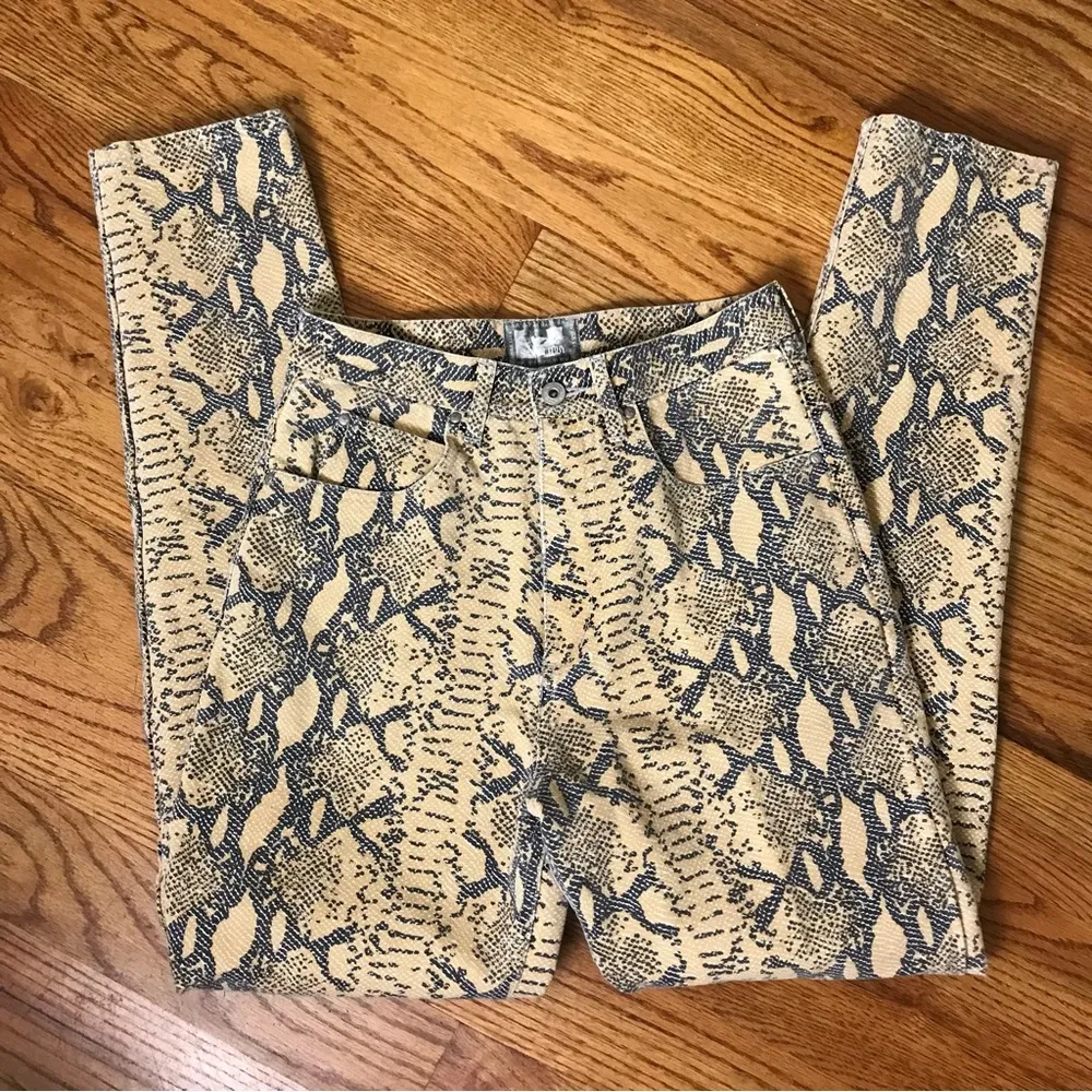 Sam & Libby Snake Print Jeans - Image 3