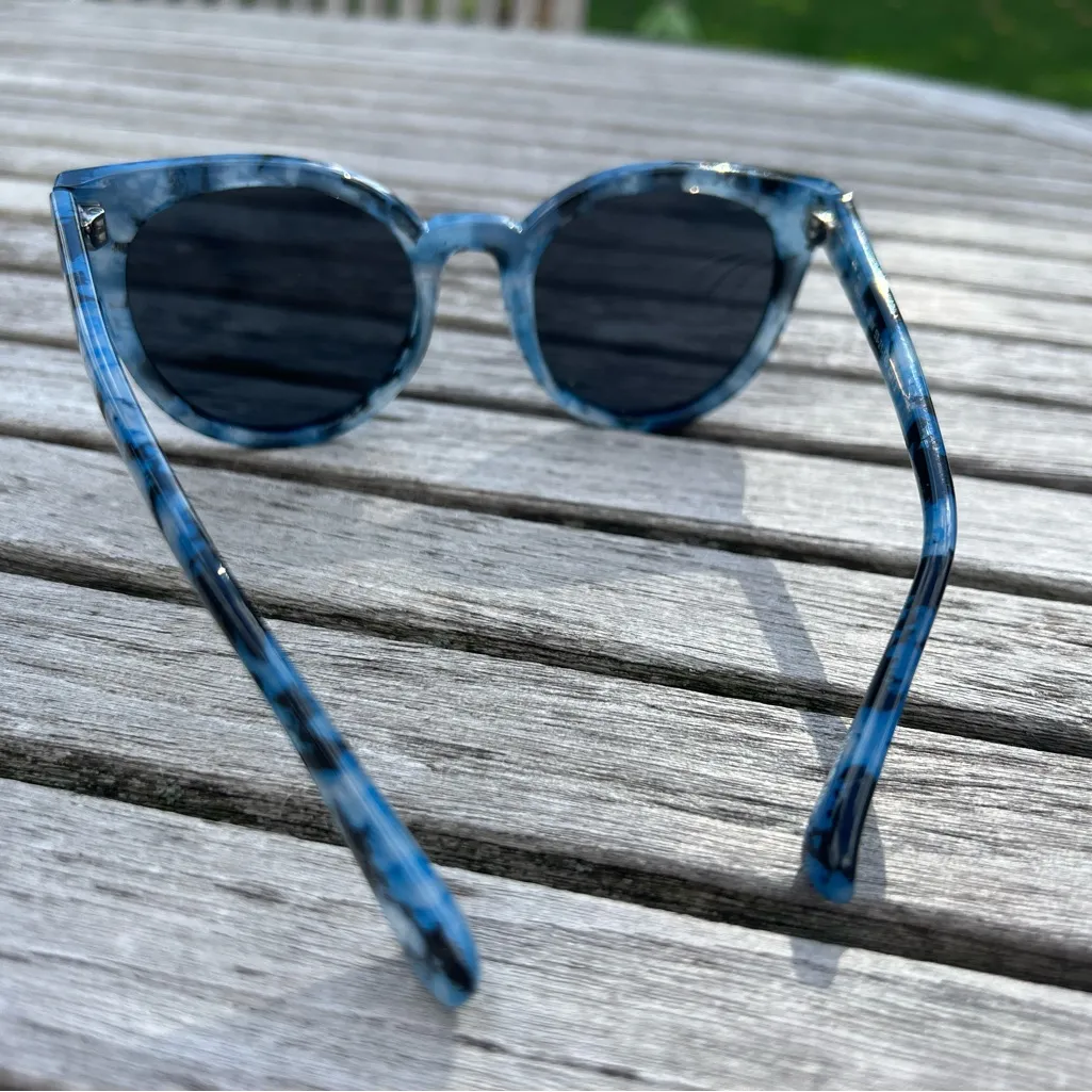 Prive Revaux polarized Chic Blue marbled Sunglasses - Image 2