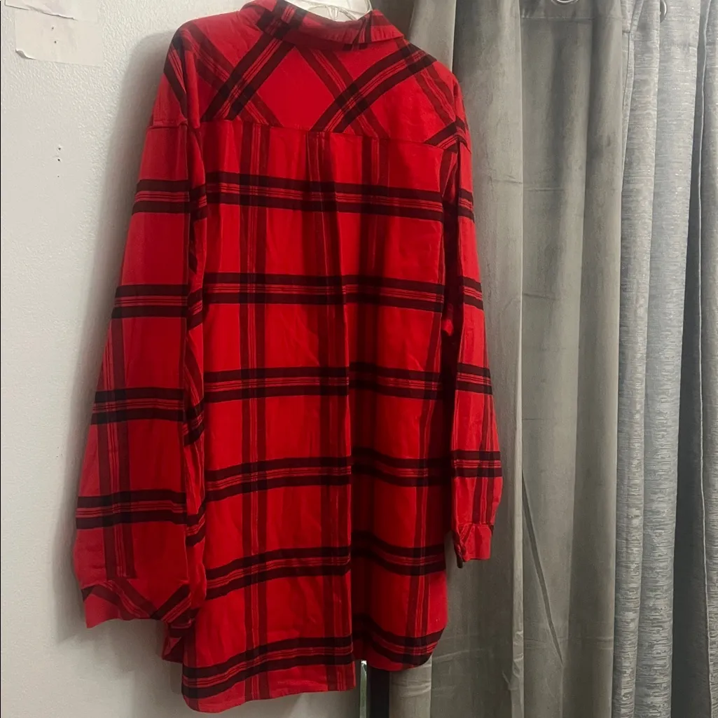 Ava & Viv Red & Black Plaid Lightweight Flannel Shirt - Image 9