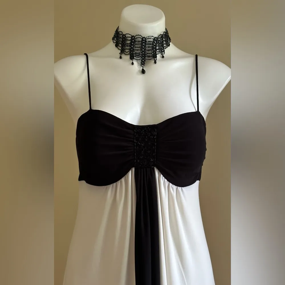 Jessica Howard Midi White & Black W Black Beading  Heart Sling Dress SZ 8P - Image 4