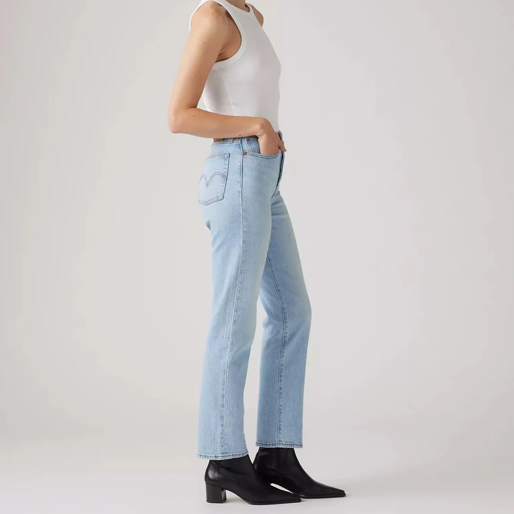 Levi's // Wedgie Straight Jeans - Image 4
