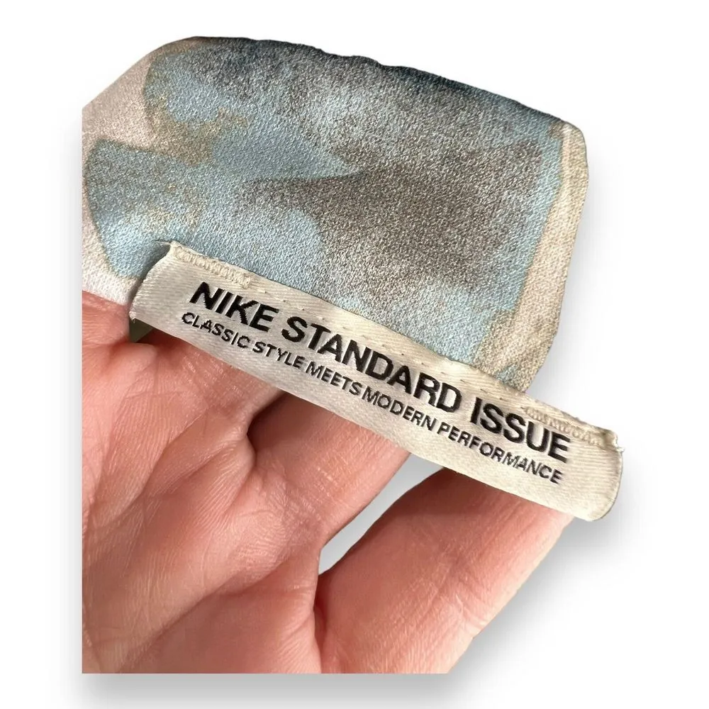 Nike Dri-Fit Standard Issue Pullover Hoodie Womens XSmall DQ6815-010‎ Black - Image 9