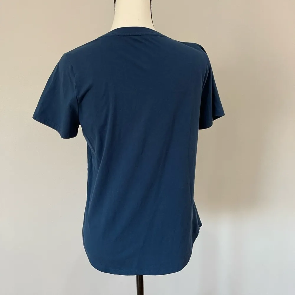 Sonoma size medium pride tee shirt - Image 11