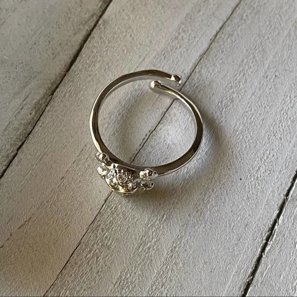 Skull Top Grade Crystal Rhodium Brass Ring Size 8 Silver - Image 3