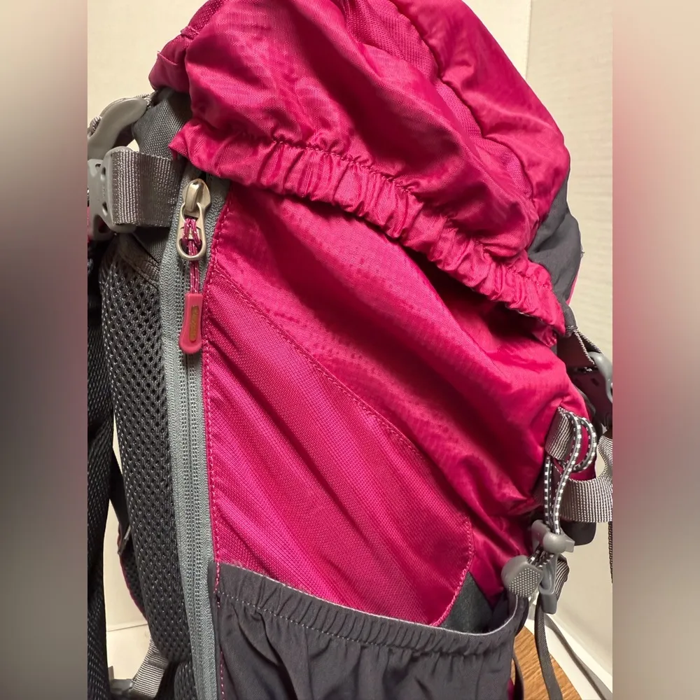 One Polar Performance Rubicon 50 Hot Pink/Grey Hiking Climbing Backpack Pink - Image 4