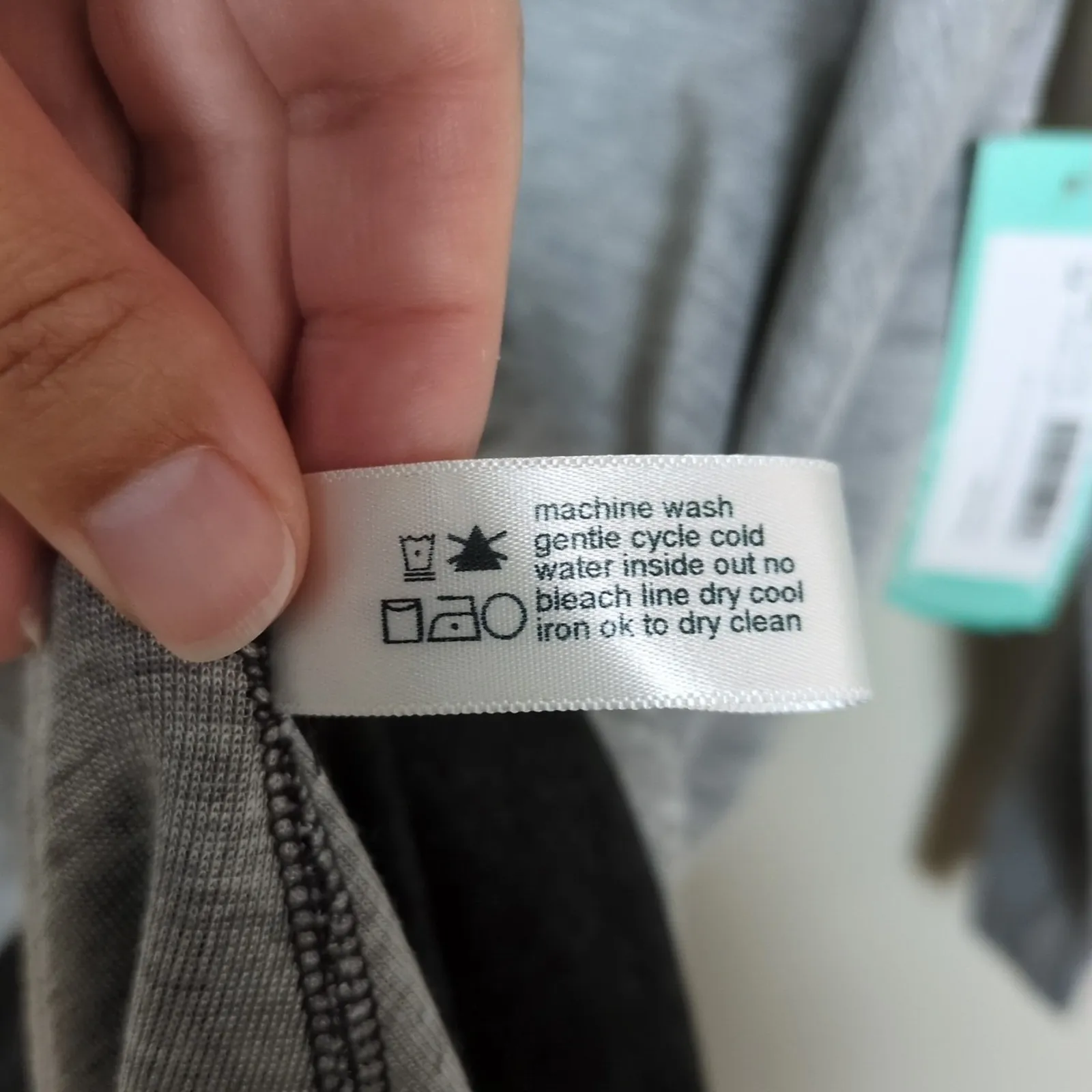 THREE DOTS Stitch Fix Light Grey Caren Reversible Knit Top Asymmetric Women's XS - Image 6