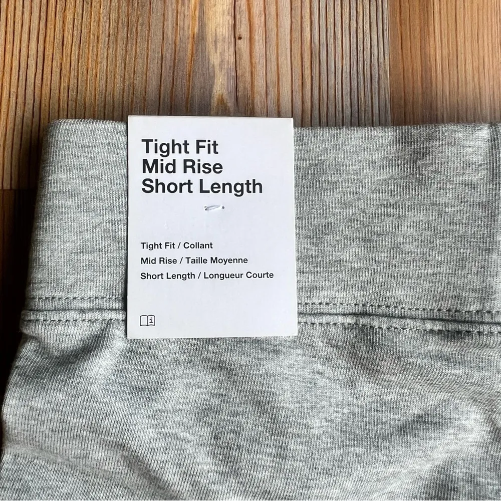 Nike Tight Fit Mid Rise Short Length Grey Women's Short Size XS SKU#C24172 - Image 10