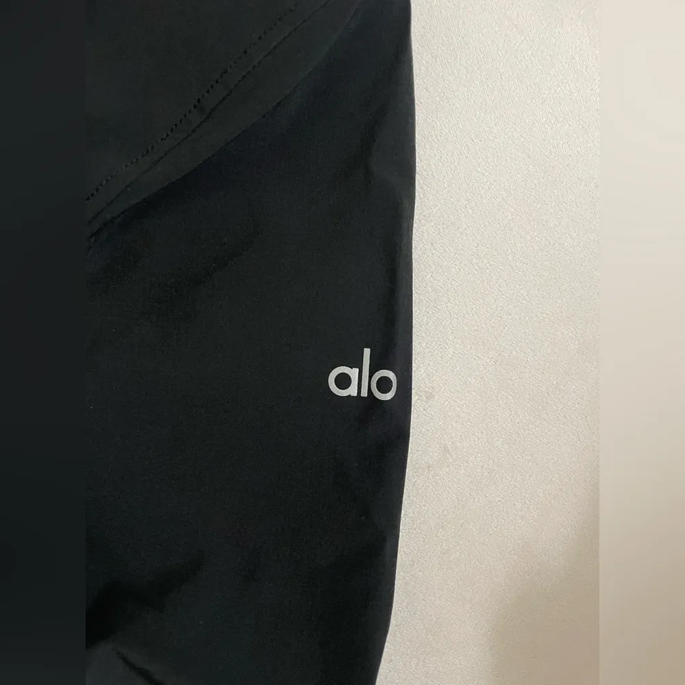 NWT Alo Yoga Cropped Status Blazer Wrap Black Size XS - Image 11