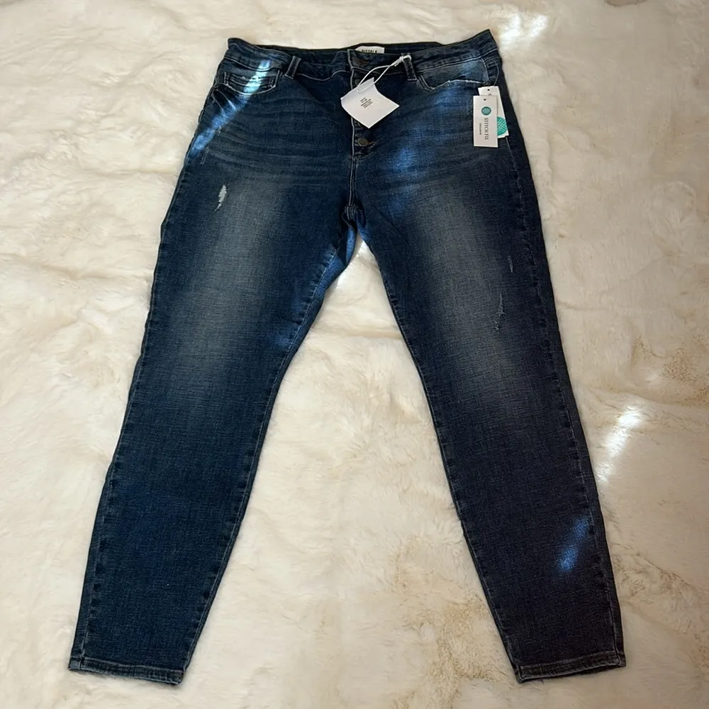 Stitch Fix Pistola Arianna High Rise Button Front Skinny Jeans - Image 10