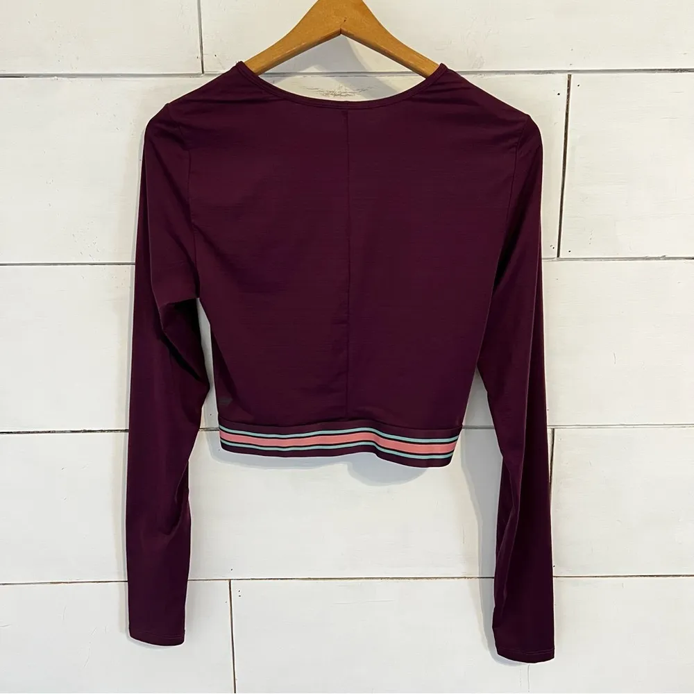 Fabletics Eco-Conscious Front Twist Long Sleeve Crop Top. Size Small. EU… - Image 5