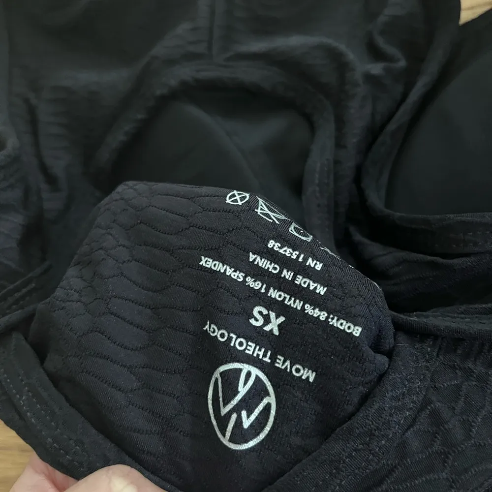 Move theology top Size XS - Image 3