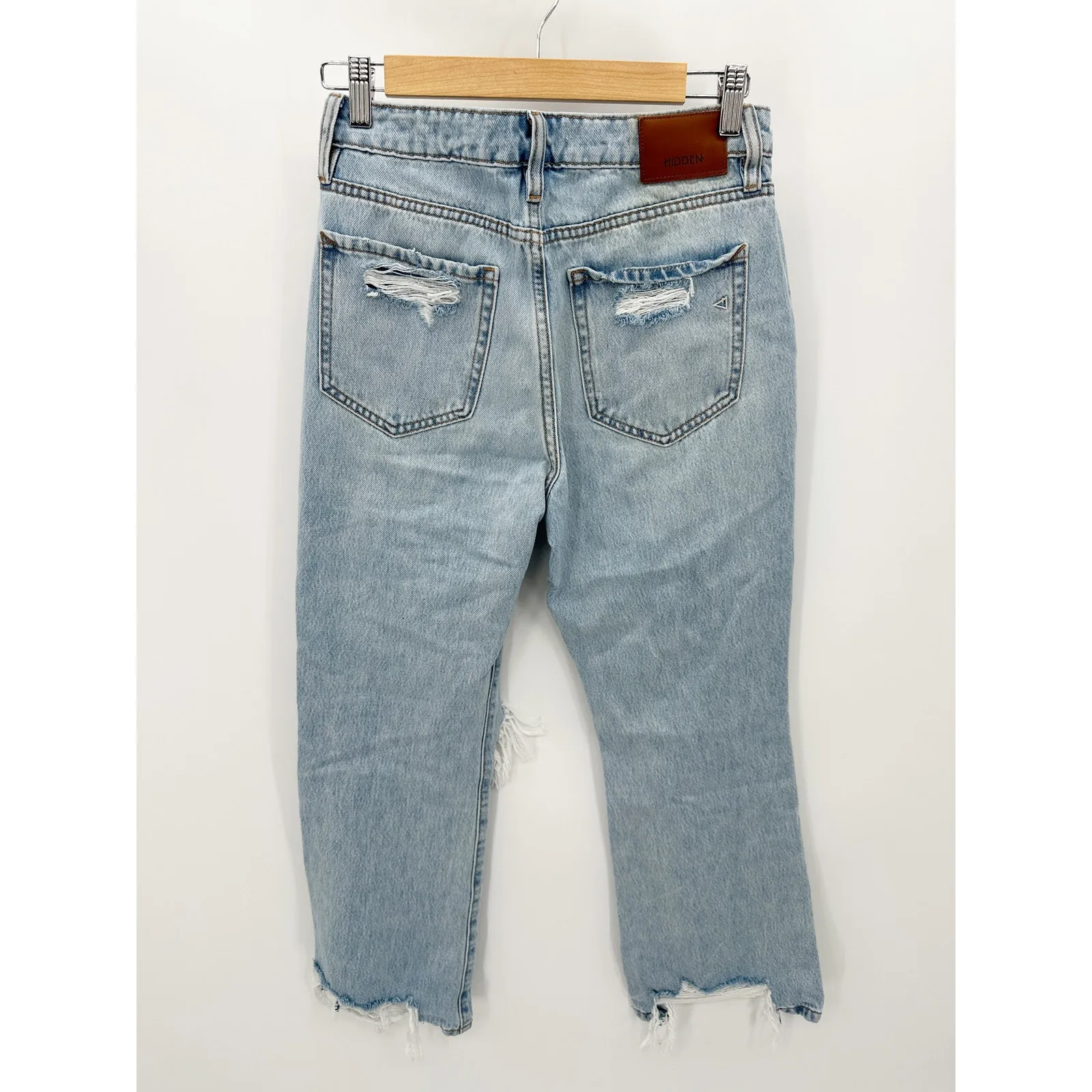 Hidden Jeans Women Light Wash Loose Fit Denim Jeans Size 26 Distressed Cut Off Blue - Image 2