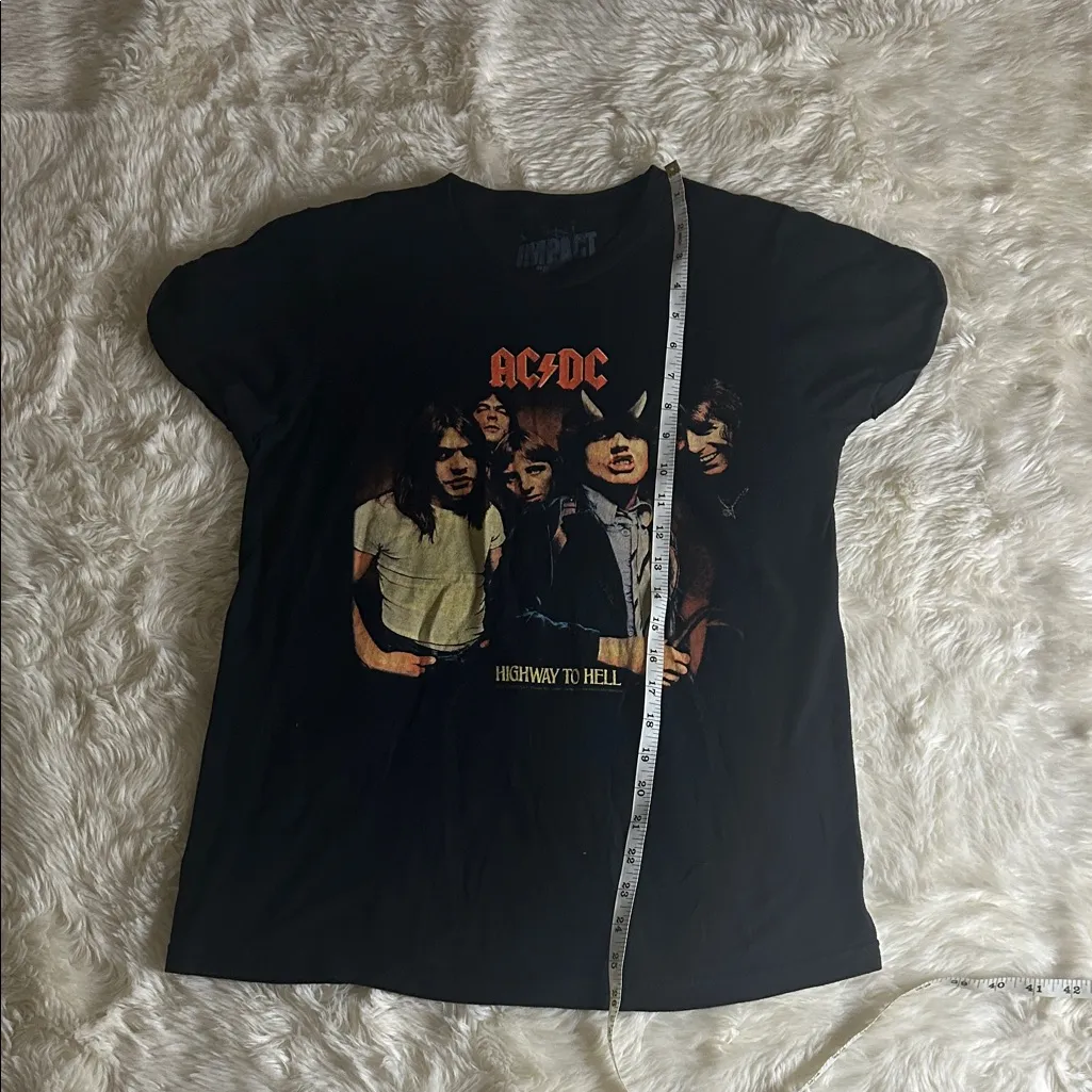 AC/DC Band T-Shirt - Image 6