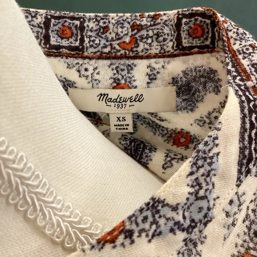 Madewell Picnic Paisley‎ Blouse with Belt - Blue and White - Image 3