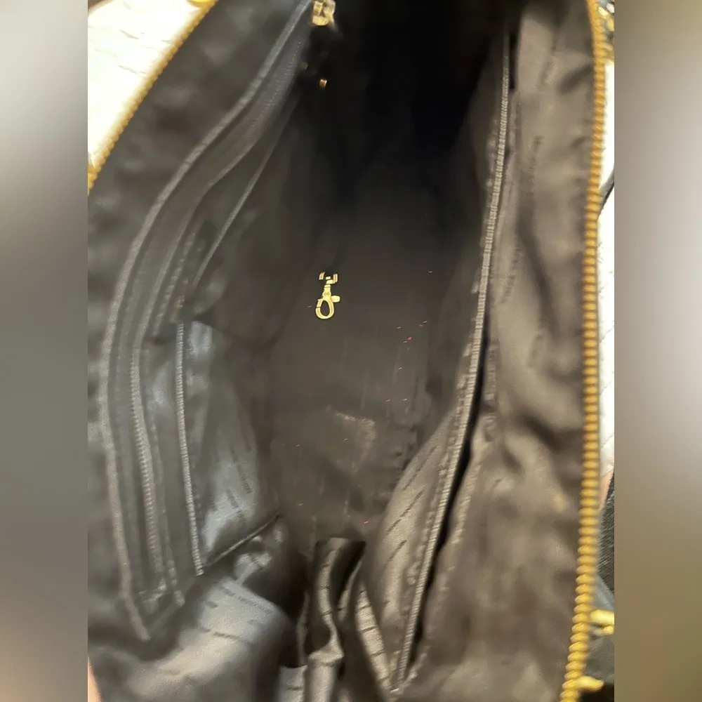 Michael Kors Jet Set Top-Zip Saffiano Leather Tote in Black - Image 5