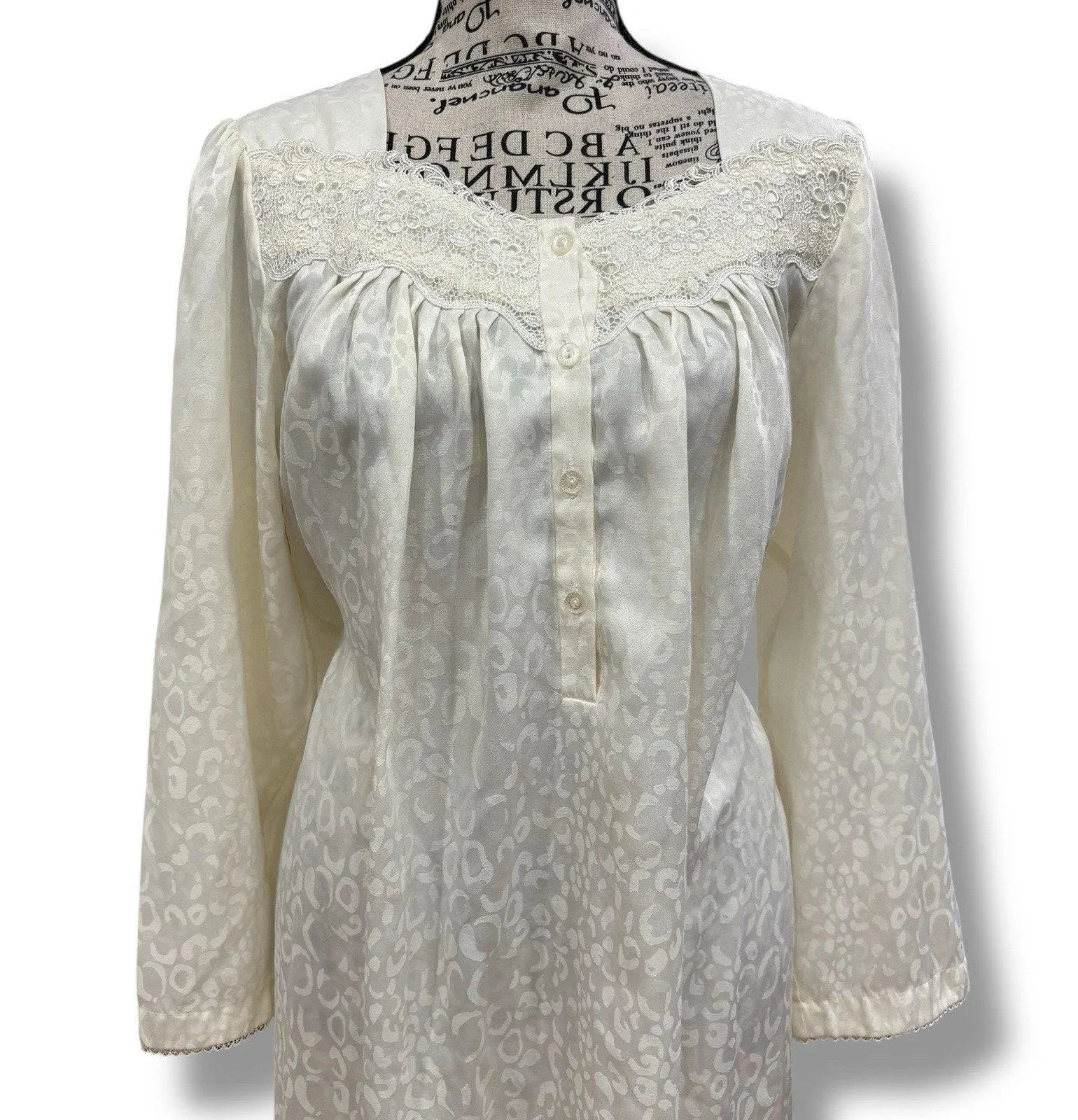 Oscar de la Renta Women’s Size M Ivory Lace Trim Long Nightgown - Image 2