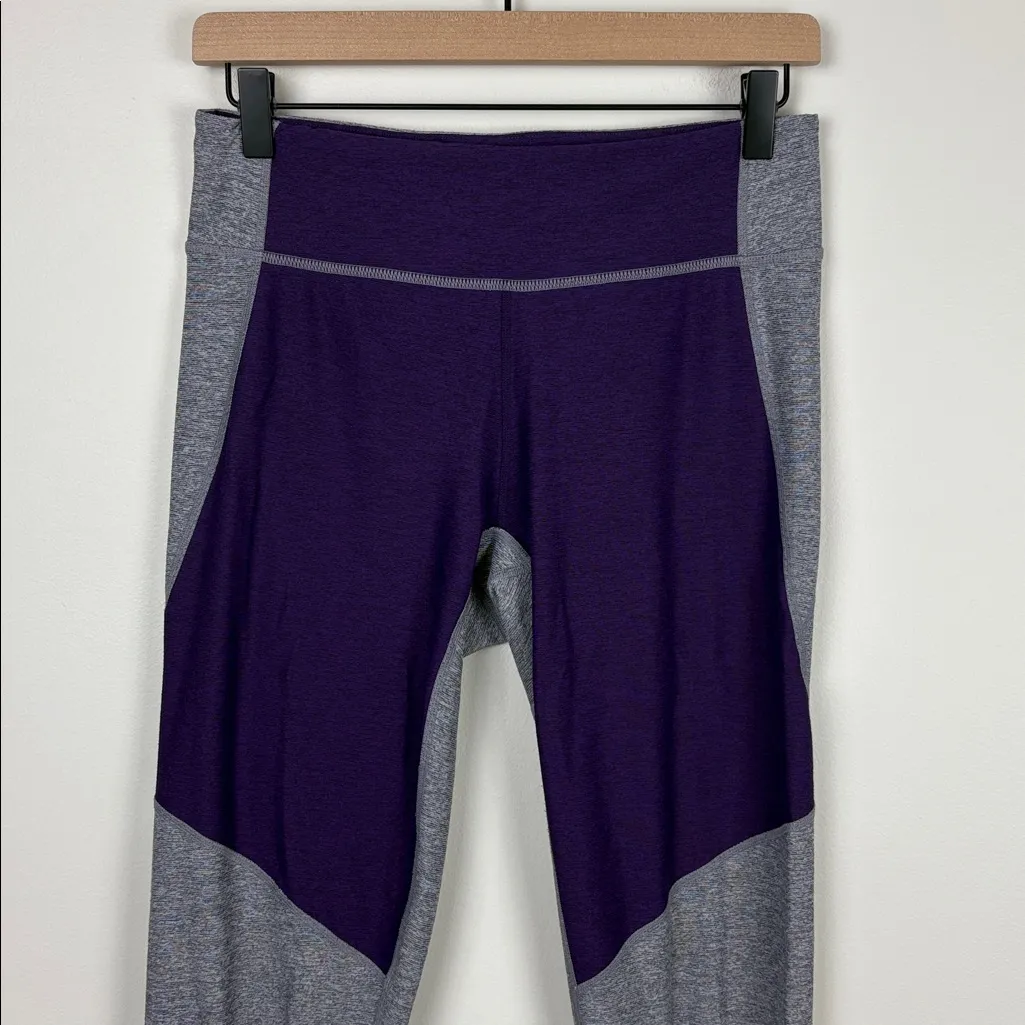 Outdoor Voices Two Tone Warmup Leggings 7/8 Women’s Size Medium Purple Gray - Image 3