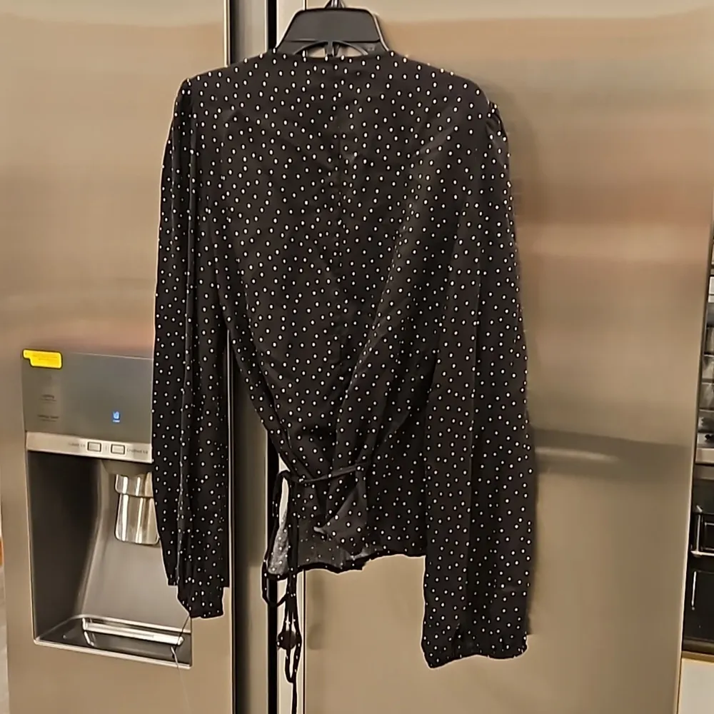 💕REFORMATION💕 Alaina Wrap Top ~ Ditto Dot Black White Polka Dot Print Medium - Image 8