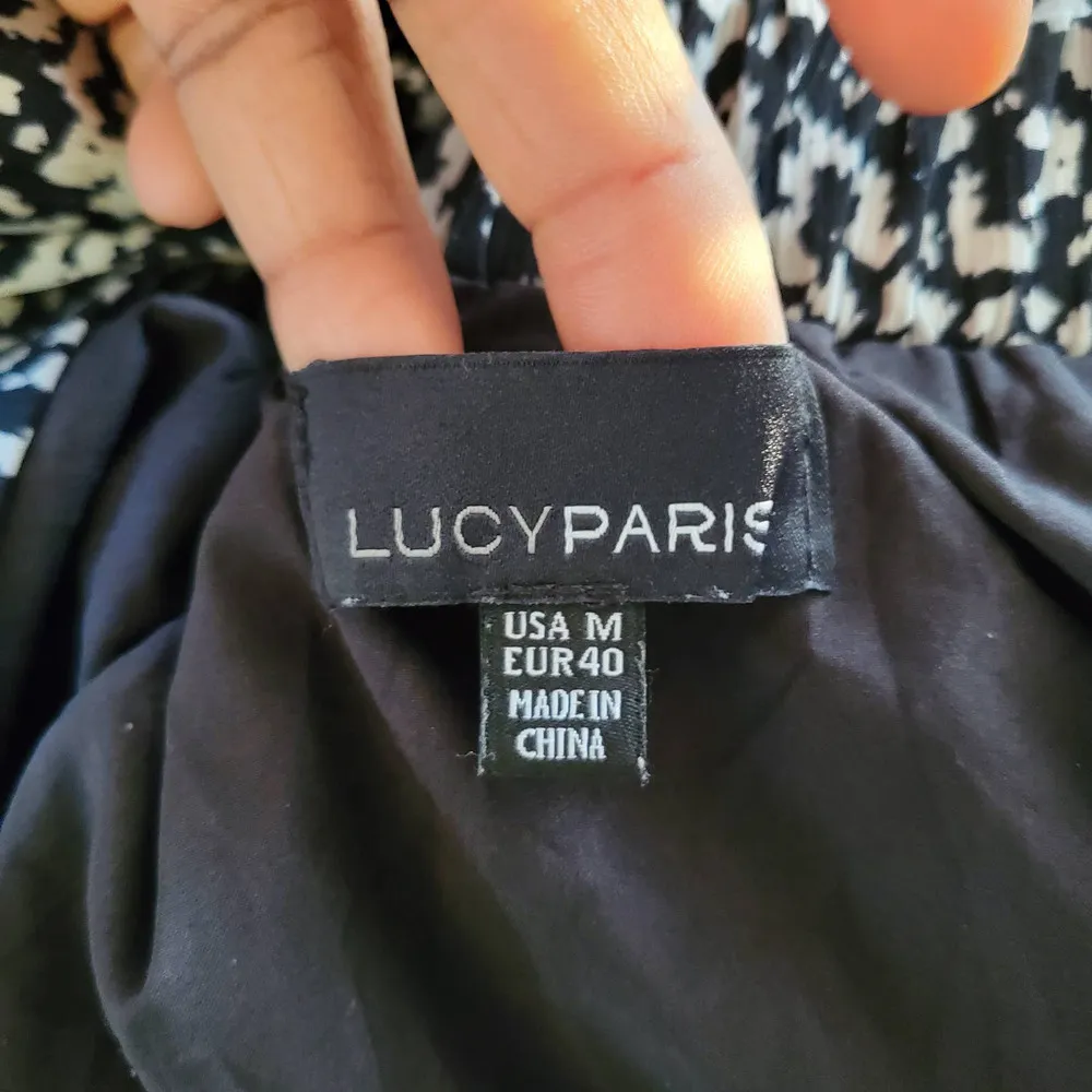 Lucy Paris Faux Wrap Pleated Lightweight Pull On Midi Skirt Black & White M - Image 7