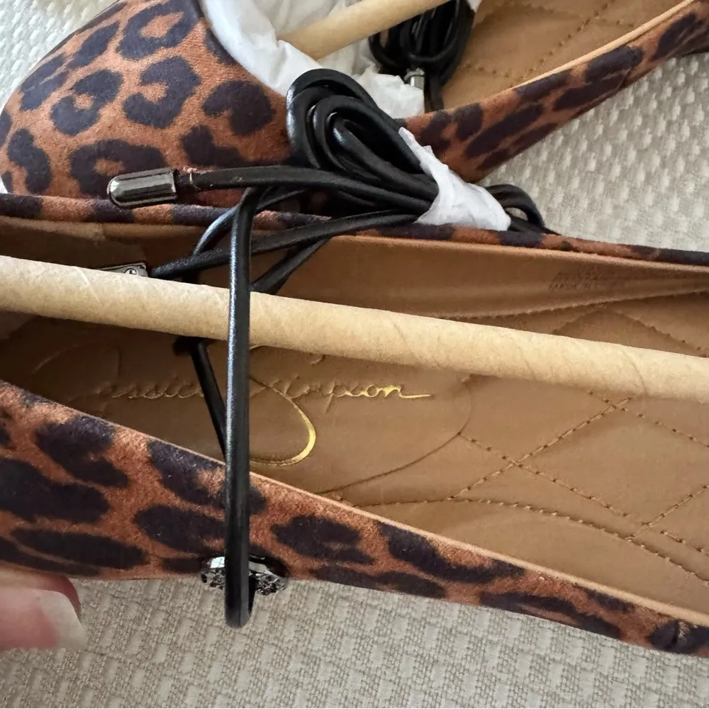Bingley Lace Up safari leopard animal print Flats size 7.5 NWT - Image 6
