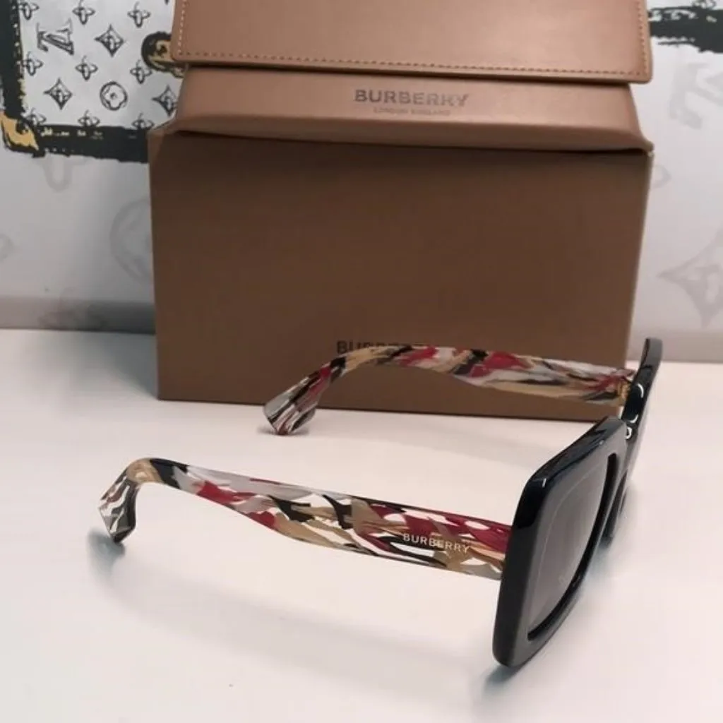 NEW AUTHENTIC Black Square Sunglasses BE4284 3809 - Image 7