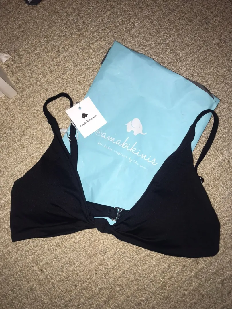 Ama Bikinis Black Knot Bikini Top Size L - Image 4