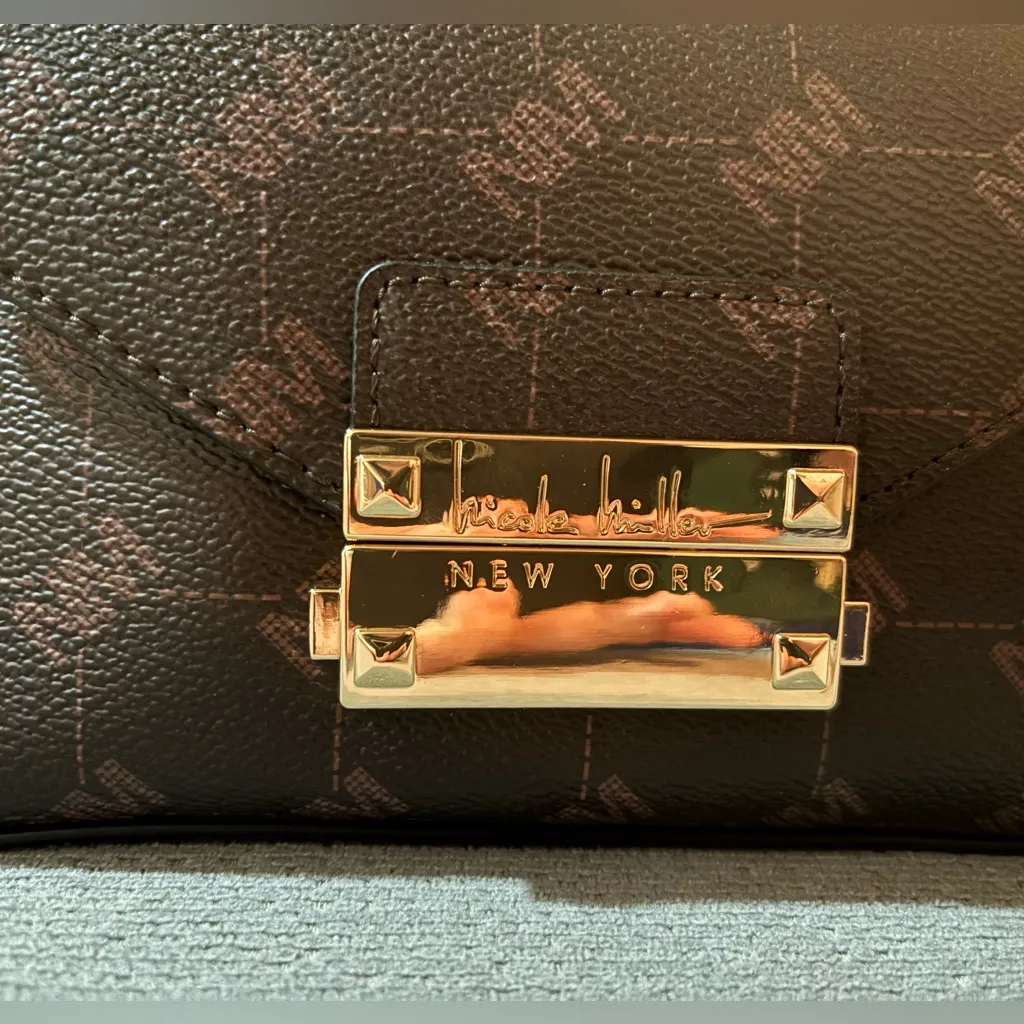 Nicole Miller Brown Signature Crossbody Handbag NWT - Image 2