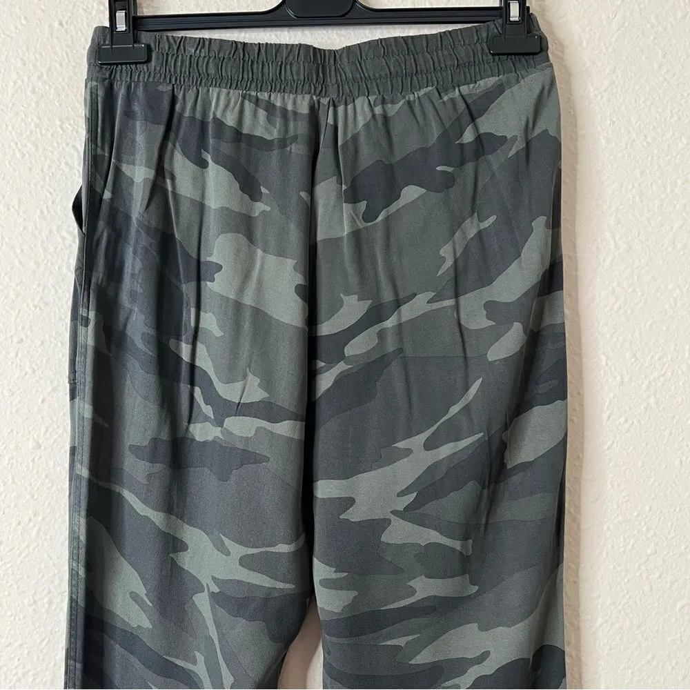 Splendid Camo Jogger Pants Size Medium - Image 5