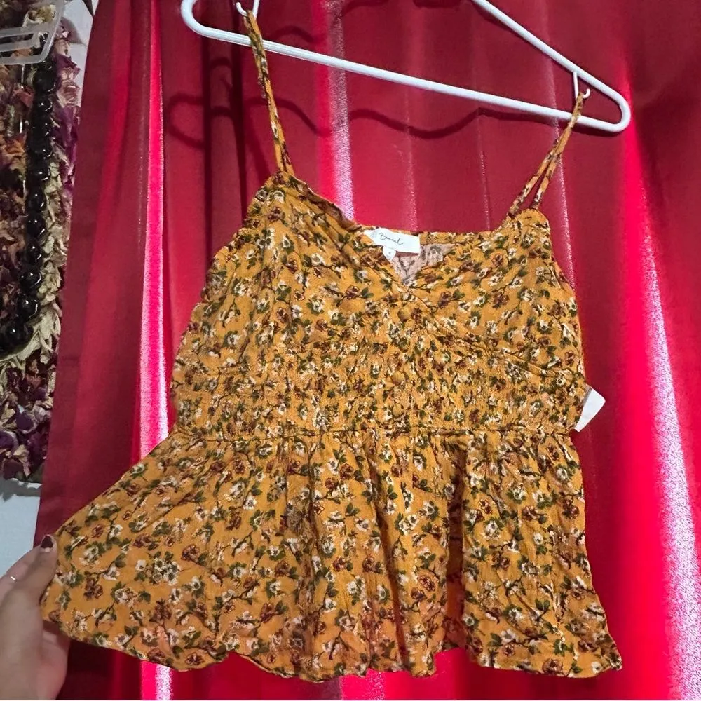 Yellow Floral blouse/ tank top - Image 3